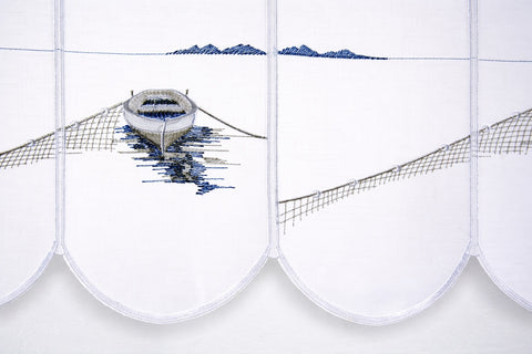 Scheibengardine Fischerboot bestickt blau Höhe 45cm versch.Breiten