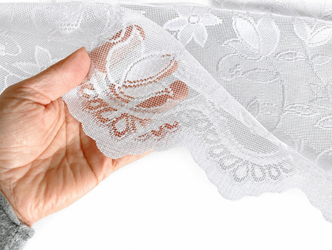 Fertiggardine m. Universalband versch. Größen weiß Edel Jacquard