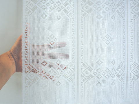 Nach Maß Scheibengardine Jacquard weiß mit Rautenmuster in 4 versch. Höhen