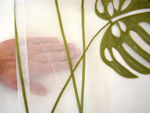 Schlaufenschal Monstera bestickt transparent 2489 BxH 140x245cm