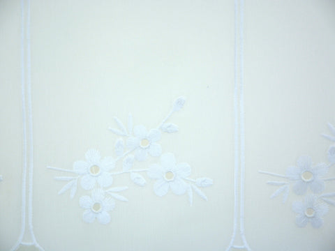 Scheibengardine Blume bestickt weiß Höhe 30/45/60/90cm nach Maß